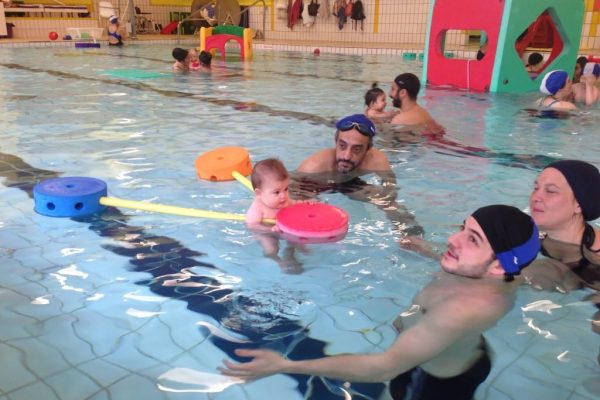 การเรียนว่ายน้ำในระบบโรงเรียนฝรั่งเศสและความปลอดภัยทางน้ำ